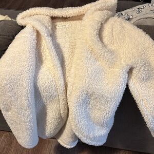 Abercrombie & Fitch furry jacket girls size 15/16